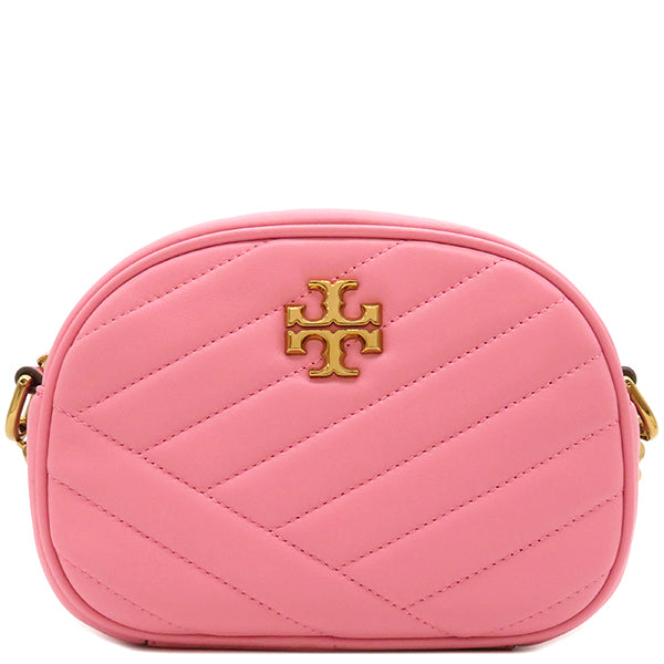 トリーバーチ TORY BURCH キラ シェブロン スモール カメラバッグ 60227 681 ピンクシティ レザー ショルダーバッグ ゴールド金具  ロゴ