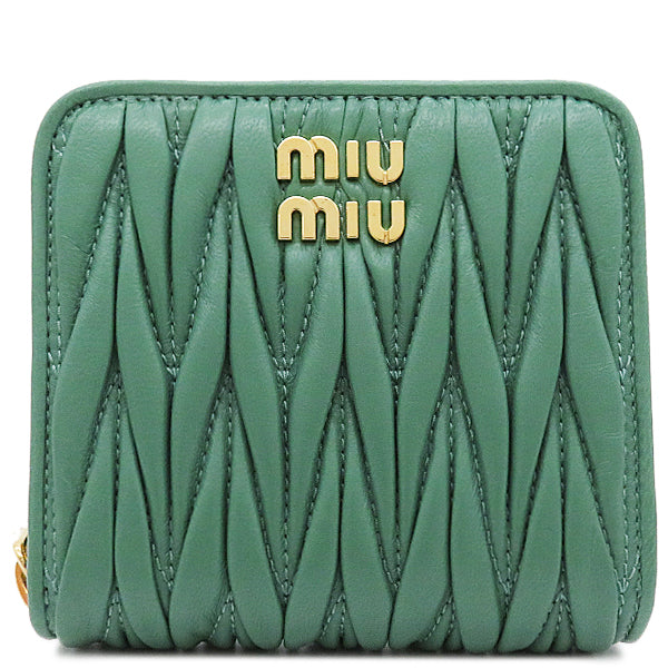 ミュウミュウ MIU MIU マテラッセ コンパクトウォレット 5ML522 2FPP F0092 SALVIA レザー 二つ折り財布 ゴールド金具  緑 新品 未使用