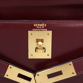 エルメス HERMES ケリー28 外縫い  ルージュアッシュ ボックスカーフ ハンドバッグ ゴールド金具 赤 カデナ欠品 イニシャル入り