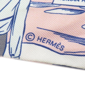 エルメス HERMES ツイリー グリス×ローズ×ヴェール シルク スカーフ 【WOW/アメコミ風】
