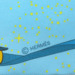 エルメス HERMES ツイリー ブルー×ジョーヌ×ルージュ シルク スカーフ 新品 未使用【SPACE DERBY/スペース ダービー】