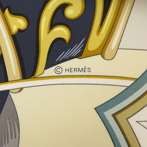 エルメス HERMES カレ90 CARRE クレーム×マリン×ゴールド シルク スカーフ 新品 未使用【Harnais de Coeur/アルネ ドゥ クール】