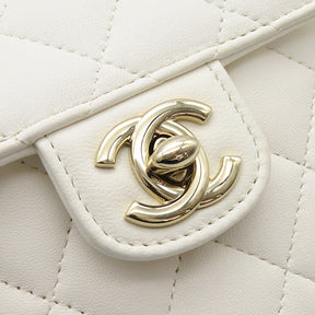 シャネル CHANEL ハート チェーン クラッチ バッグ AP2784 ホワイト ラムスキン ショルダーバッグ シャンパンゴールド金具 白