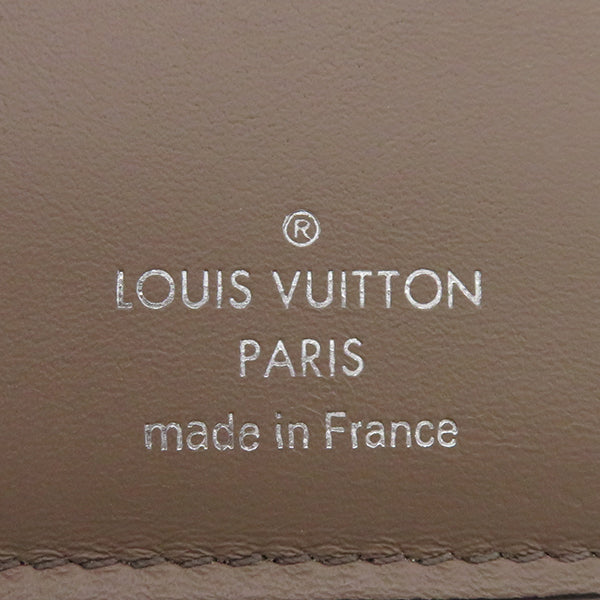 ルイヴィトン LOUIS VUITTON ポルトフォイユ カプシーヌ コンパクト M62156 マグノリア トリヨンレザー 三つ折り財布 シルバー金具 コンパクトウォレット