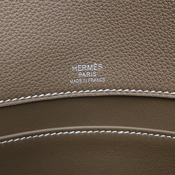 エルメス HERMES サックアデペッシュ メッセンジャー29 エトゥープ トリヨンクレマンス ショルダーバッグ シルバー金具 グレージュ