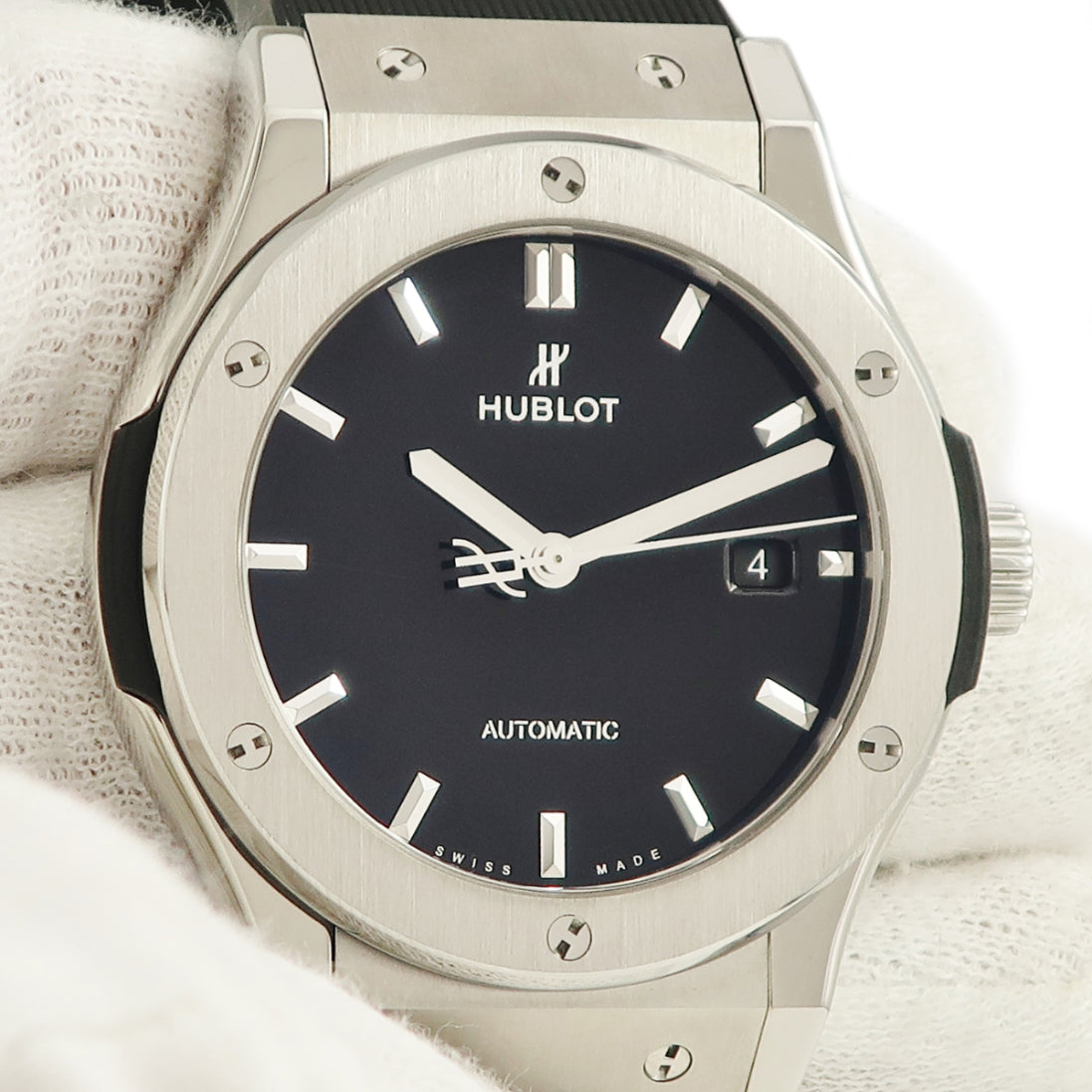 ウブロ HUBLOT クラシックフュージョン チタニウム ブラックシャイニー 542.NX.1270.RX 自動巻き メンズ 黒 バー デイ