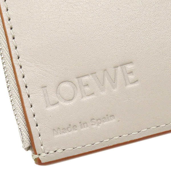 ロエベ LOEWE アナグラム バーティカル ウォレット スモール C821S33X01 ライトゴースト ペブルグレインカーフ 三つ折り財布 シルバー金具