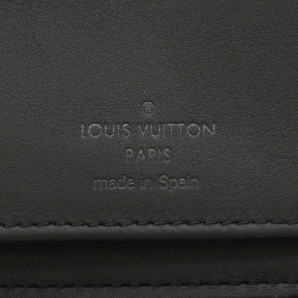 ルイヴィトン LOUIS VUITTON ジッピーウォレット ヴェルティカル M69047  ノワール トリヨンレザー 長財布 マットブラック金具 黒 ラウンドファスナー