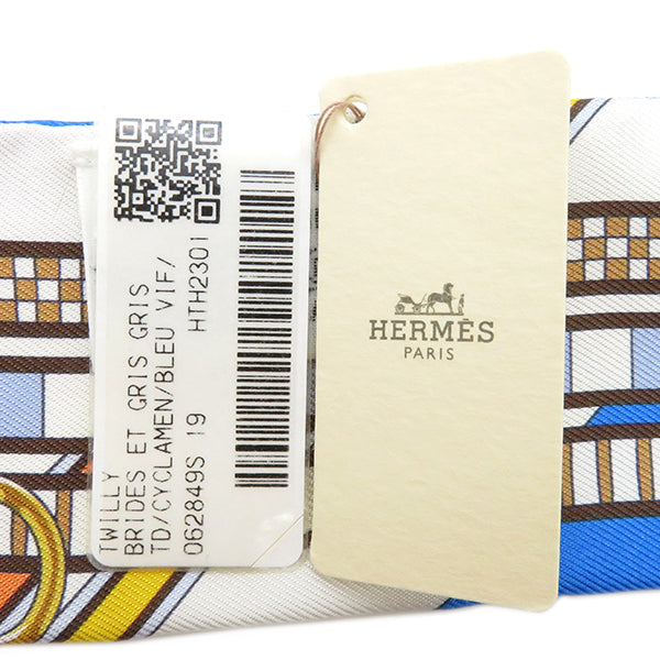 エルメス HERMES ツイリー シクラメン×ブルーヴィフ×ホワイト シルク スカーフ 新品 未使用【BRIDES ET GRIS GRIS/馬勒とチャーム】