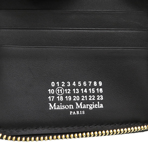 メゾン マルタン マルジェラ MAISON MARTIN MARGIELA ジップアラウンド ウォレット S56UI0111 ブラック ソフトカーフ 二つ折り財布 ゴールド金具 コンパクト財布