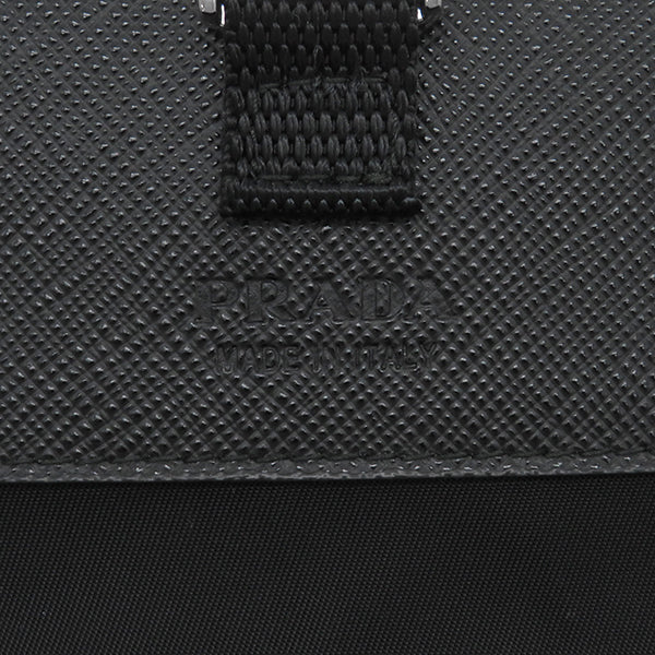 プラダ PRADA トライアングルロゴ スマートフォンケース 2ZH108_2DMH_F0002 NERO ナイロン レザー スマートフォンケース シルバー金具 Re-Nylon×サフィアーノレザー 黒 ブラック