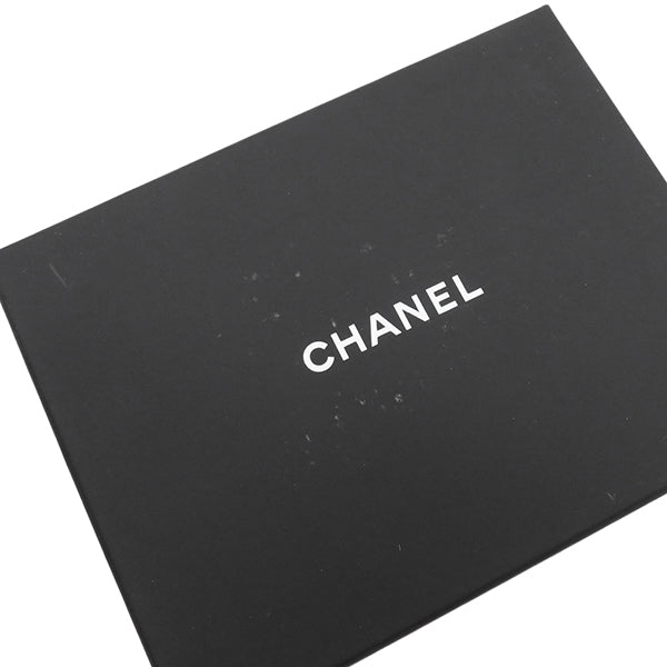 シャネル CHANEL マトラッセ ブックカードケース  AP2954 B08934 94305 ブラック ラムスキン カードケース シャンパンゴールド金具 本型 ブック チェーンショルダー