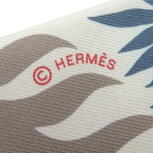 エルメス HERMES ツイリー エトゥープ×クレーム×ヴェール シルク スカーフ 新品 未使用【LE CHARME D'ORPHEE/オルフェウスの魅力に誘われて】