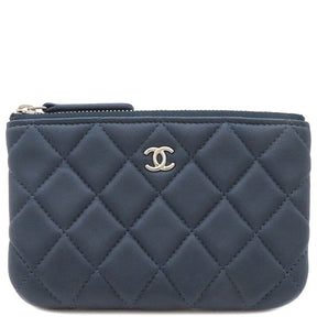 シャネル CHANEL クラシック スモール ジップ ポーチ A82365 ネイビー ラムスキン ポーチ シルバー金具 紺 ココマーク マトラッセ