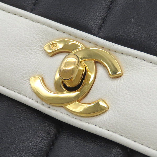 シャネル CHANEL マドモアゼル バイカラー ネイビー×ホワイト ラムスキン ショルダーバッグ ゴールド金具 紺 白 チェーンショルダー