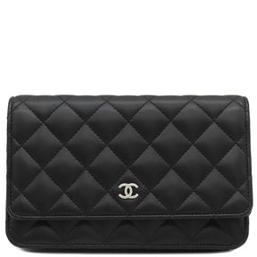 シャネル CHANEL マトラッセ チェーンショルダー AP0250 ブラック ラムスキン チェーンウォレット シルバー金具 黒 斜め掛け