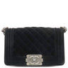 シャネル CHANEL ボーイシャネル  A67085 ブラック ベロア レザー ショルダーバッグ シルバー金具 黒 ミニ チェーンショルダー