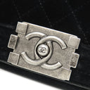 シャネル CHANEL ボーイシャネル  A67085 ブラック ベロア レザー ショルダーバッグ シルバー金具 黒 ミニ チェーンショルダー