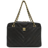 シャネル CHANEL シェブロン チェーンショルダー ブラック レザー ショルダーバッグ ゴールド金具 黒 Vステッチ