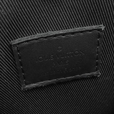 ルイヴィトン LOUIS VUITTON Sロック ヴェルティカル ウェアラブル ウォレット M81524 ノワール トリヨンモノグラムレザー ショルダーバッグ ブラック金具 斜め掛け 黒