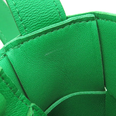 ボッテガヴェネタ BOTTEGA VENETA キャンディ カセット マキシイントレチャート 666688 グリーン ラムスキン ショルダーバッグ ゴールド金具 クロスボディ 緑