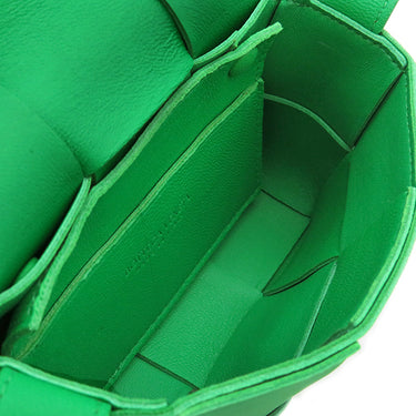 ボッテガヴェネタ BOTTEGA VENETA キャンディ カセット マキシイントレチャート 666688 グリーン ラムスキン ショルダーバッグ ゴールド金具 クロスボディ 緑