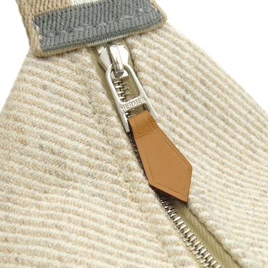 エルメス HERMES ブリッド ア ブラック オ カレPM セーグル ウール ポーチ シルバー金具 ハンドバッグ バニティバッグ