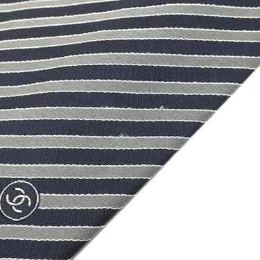 シャネル CHANEL ストライプ柄 9.5cm グレー×ネイビー シルク ネクタイ ココマーク