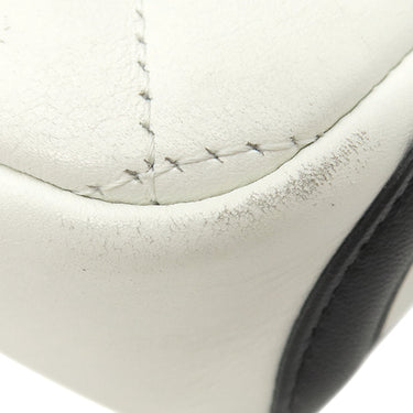 シャネル CHANEL カンボンライン A25175 ホワイトXブラック レザー ハンドバッグ シルバー金具 アクセサリーポーチ ココマーク