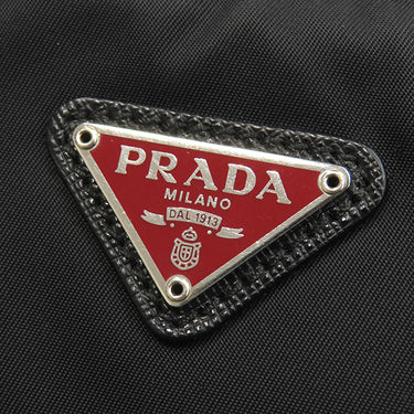 プラダ PRADA Re-Edition2005 ナイロン ショルダー ブラック ナイロン 2WAYバッグ シルバー金具 黒 三角ロゴプレート
