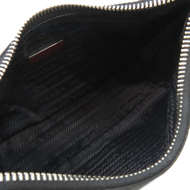 プラダ PRADA Re-Edition2005 ナイロン ショルダー ブラック ナイロン 2WAYバッグ シルバー金具 黒 三角ロゴプレート