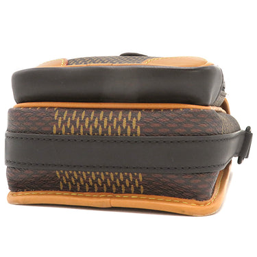ルイヴィトン LOUIS VUITTON アマゾン メッセンジャー N40357 ブラウン×ベージュ ダミエエベヌジャイアントキャンバス モノグラムキャンパス ショルダーバッグ マットブラック金具 LVスクエアード NIGO