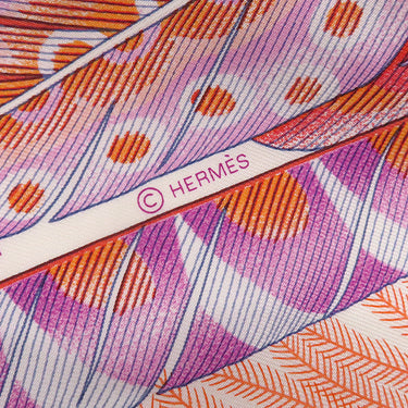 エルメス HERMES カレ90 CARRE ホワイト×コーラル×パルム シルク スカーフ 【Plumes en Fete/プリュム アン フェット】
