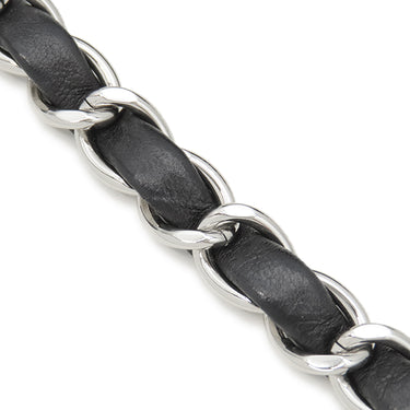 シャネル CHANEL マトラッセ 25 ダブルフラップ ブラック ラムスキン ショルダーバッグ シルバー金具 黒 ココマーク