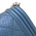 シャネル CHANEL ボーイシャネル メタリックブルー カーフ ショルダーバッグ シルバー金具 青 肩掛け ココマーク パンチングレザー