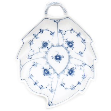 ロイヤルコペンハーゲン ROYAL COPENHAGEN ブルーフルーテッド プレイン リーフディッシュ ブルー×ホワイト 陶磁器 食器 ヴィンテージ 北欧 青 白