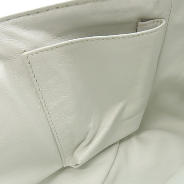 シャネル CHANEL ハーフムーン ホワイト キャビアスキン ショルダーバッグ シルバー金具 白 チェーンショルダーバッグ ココマーク