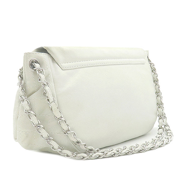 シャネル CHANEL ハーフムーン ホワイト キャビアスキン