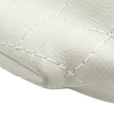 シャネル CHANEL ハーフムーン ホワイト キャビアスキン ショルダーバッグ シルバー金具 白 チェーンショルダーバッグ ココマーク