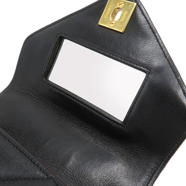 シャネル CHANEL Vステッチ ココマーク ブラック レザー ショルダーバッグ ゴールド金具 黒 肩掛け シェブロン