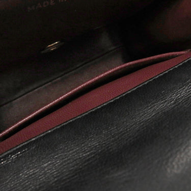 シャネル CHANEL Vステッチ ココマーク ブラック レザー ショルダーバッグ ゴールド金具 黒 肩掛け シェブロン