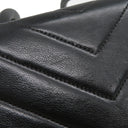 シャネル CHANEL Vステッチ ココマーク ブラック レザー ショルダーバッグ ゴールド金具 黒 肩掛け シェブロン