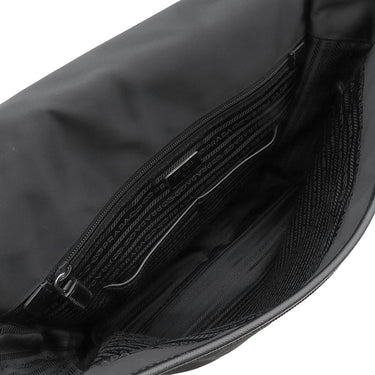 プラダ PRADA ナイロン メッセンジャーバッグ ブラック ナイロン レザー ショルダーバッグ シルバー金具 黒 三角ロゴ