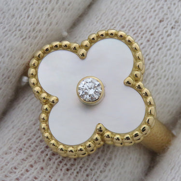 ヴァンクリーフアーペル Van Cleef & Arpels ヴィンテージ アルハンブラ VCARA41100 パールホワイトXイエローゴールド K18YG ダイヤモンド マザーオブパール #53(JP13) リング 指輪 白 シェル 12.5号