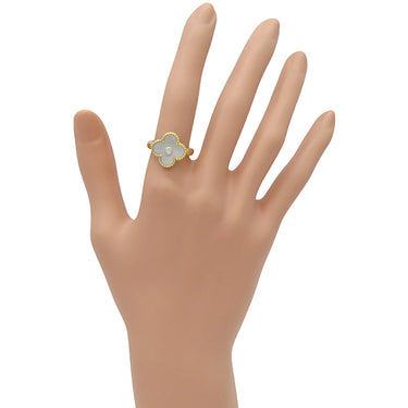 ヴァンクリーフアーペル Van Cleef & Arpels ヴィンテージ アルハンブラ VCARA41100 パールホワイトXイエローゴールド K18YG ダイヤモンド マザーオブパール #53(JP13) リング 指輪 白 シェル 12.5号