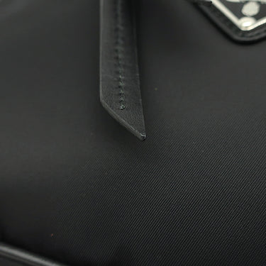 プラダ PRADA スタッズ ナイロン 1BC167 ブラック ナイロン レザー ショルダーバッグ シルバー金具 黒 三角ロゴ