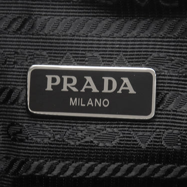 プラダ PRADA Re-Edition 2005 Re-Nylon バッグ 1BH204 ブラック ナイロン 2WAYバッグ シルバー金具 黒 三角ロゴプレート