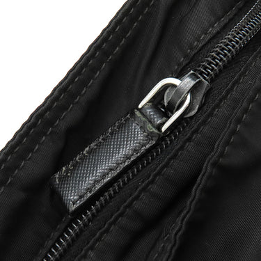 プラダ PRADA 三角ロゴ VA0251 ブラック ナイロン レザー ショルダーバッグ シルバー金具 黒