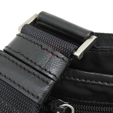 プラダ PRADA 三角ロゴ VA0251 ブラック ナイロン レザー ショルダーバッグ シルバー金具 黒