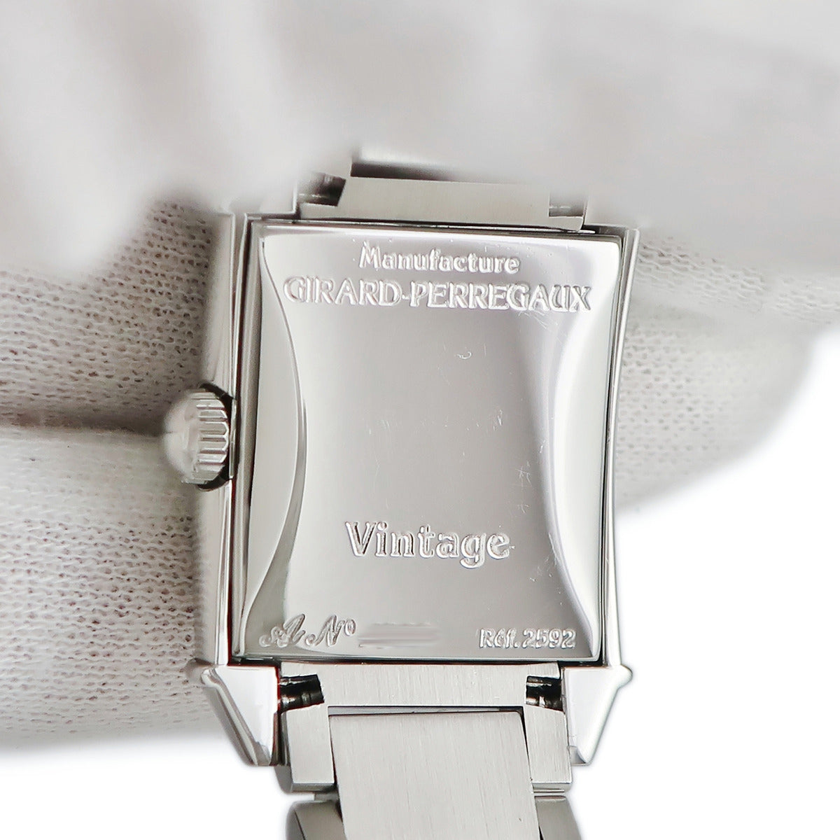 ジラールペルゴ GIRARD PERREGAUX ヴィンテージ 1945 2592 クオーツ